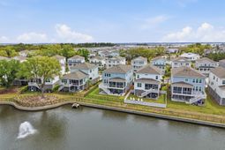 1625 Farmers Way photo 4
