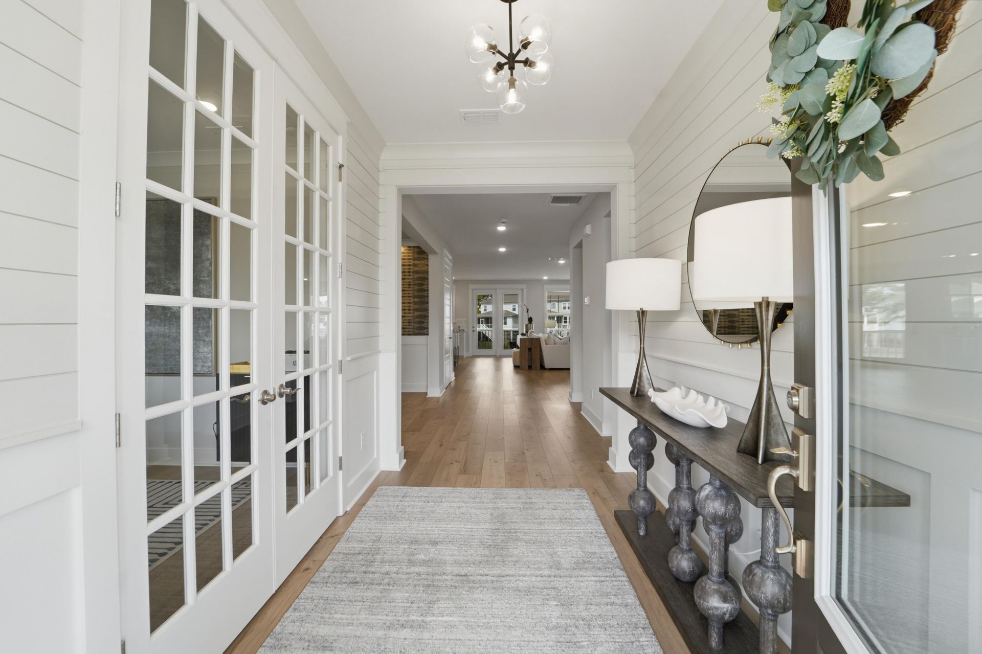 1625 Farmers Way Photo 4