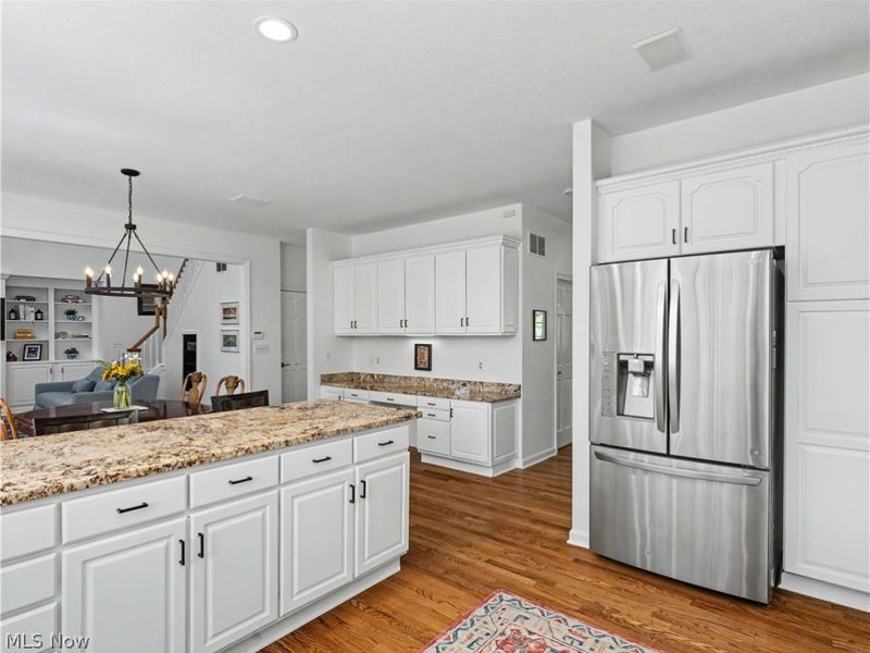 433 Castle Pines Drive, Fairlawn, OH 44333 Photo 12