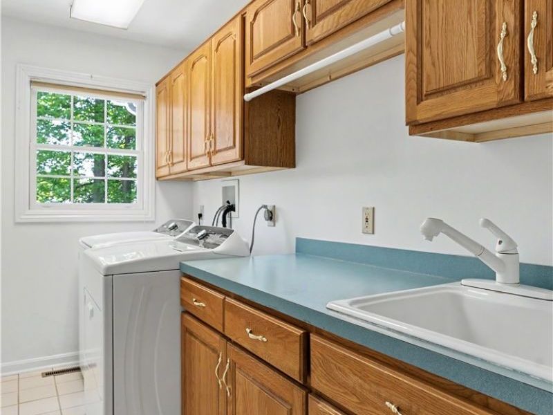 433 Castle Pines Drive, Fairlawn, OH 44333 Photo 23