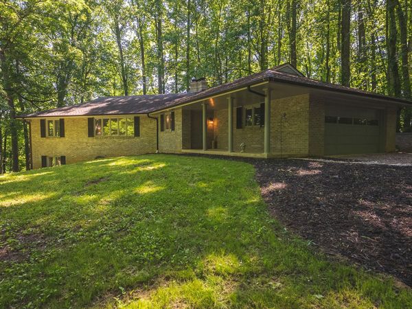 1200 Lakewood DR , Blacksburg, VA 24060