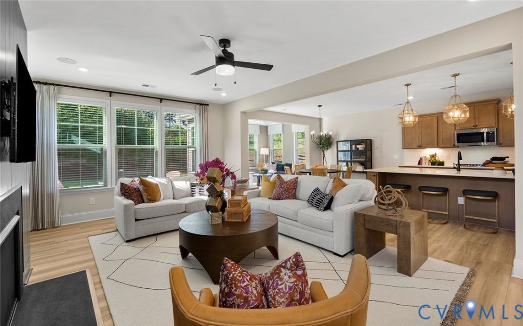 6807 Cove Creek Terrace Moseley, VA 23120
