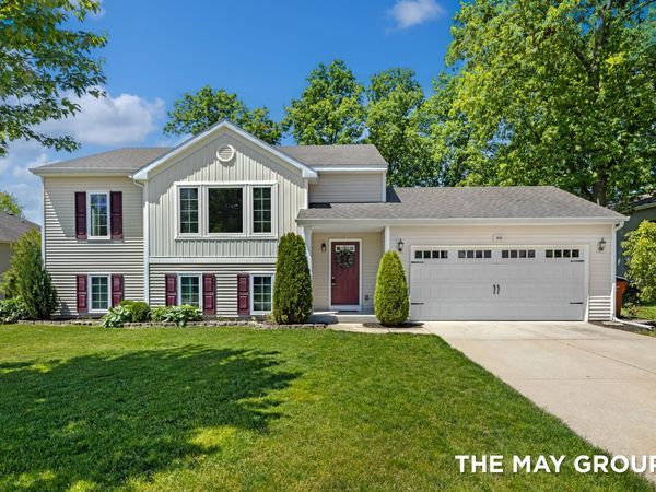 1641 Hamlet Drive, Lowell, MI 49331