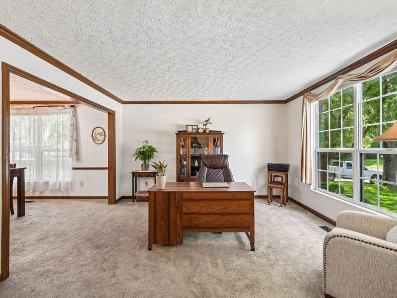 699 Ridenour Road , Gahanna, OH 43230 Photo 2
