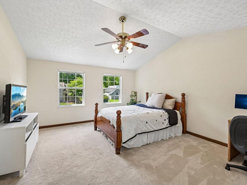 699 Ridenour Road , Gahanna, OH 43230 Photo 23