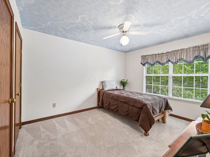 699 Ridenour Road , Gahanna, OH 43230 Photo 24