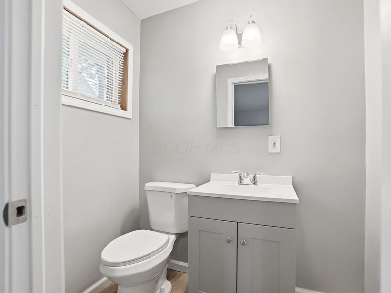 2381 Brentnell Avenue , Columbus, OH 43211 Photo 13