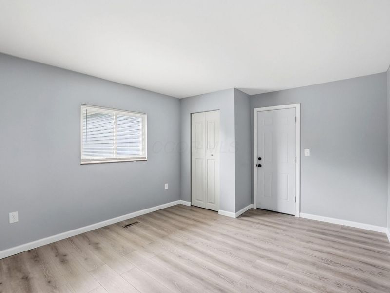 2381 Brentnell Avenue , Columbus, OH 43211 Photo 14