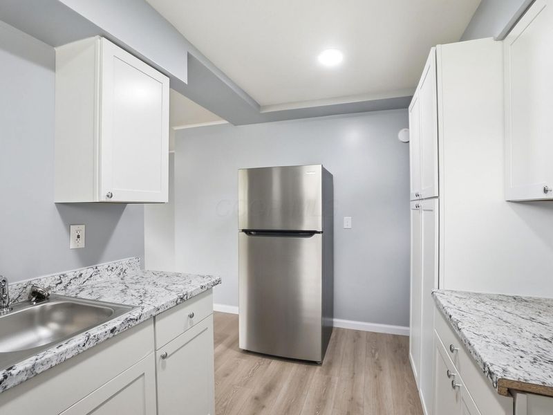 2381 Brentnell Avenue , Columbus, OH 43211 Photo 6