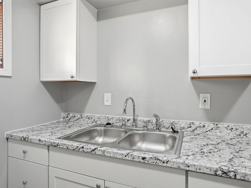 2381 Brentnell Avenue , Columbus, OH 43211 Photo 7