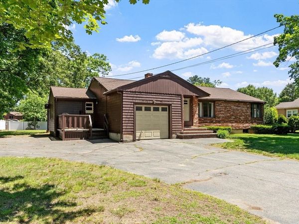 5 Fairmeadow Rd, Wilmington, MA 01887