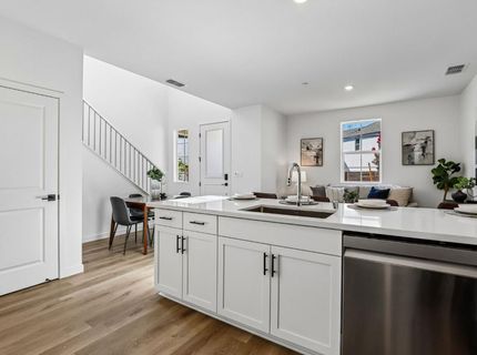 6449 Ventris Walk, Sacramento, CA 95823 Photo