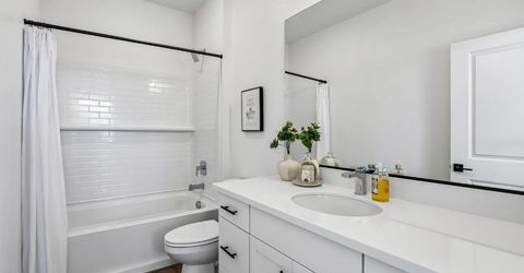 6449 Ventris Walk, Sacramento, CA 95823 Photo