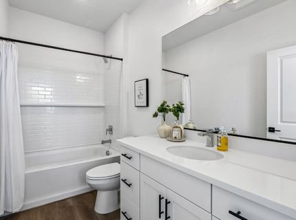 6449 Ventris Walk, Sacramento, CA 95823 Photo