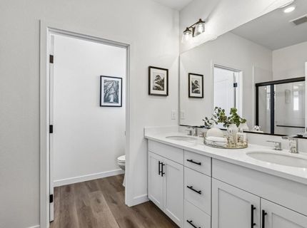 6449 Ventris Walk, Sacramento, CA 95823 Photo