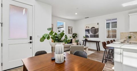 6449 Ventris Walk, Sacramento, CA 95823 Photo