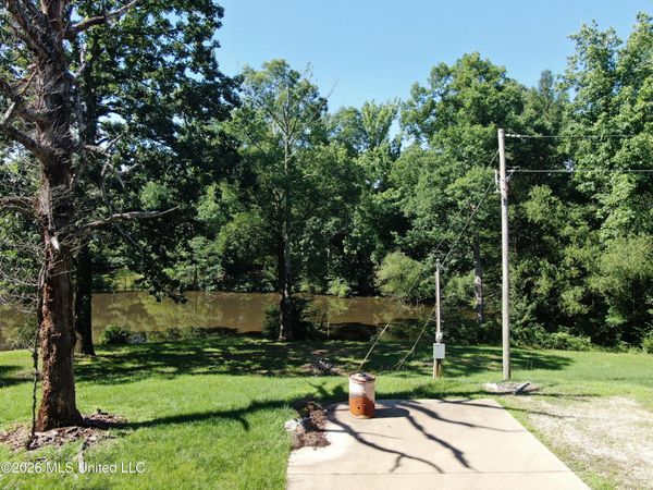 50 Jamie Drive, Byhalia, MS 38611