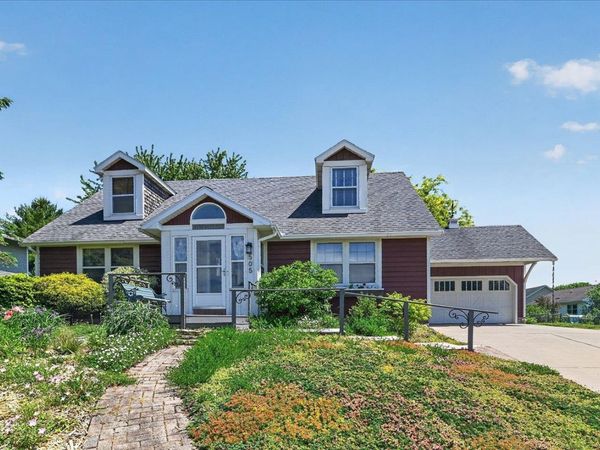 505 Reid Drive, Mount Horeb, WI 53572