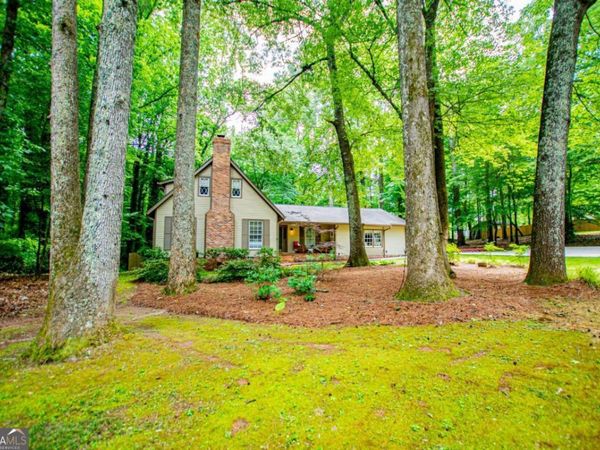 100 Camp Drive, Carrollton, GA 30117