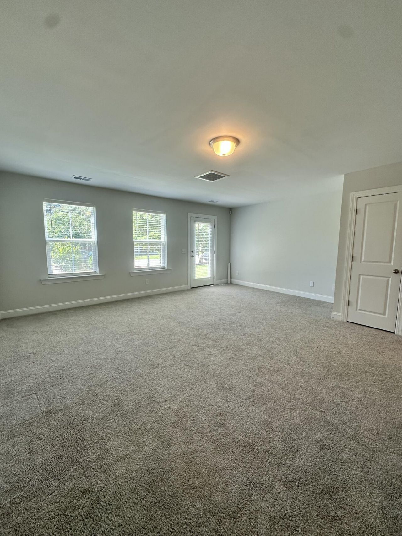 1247 Tice Lane Photo 9