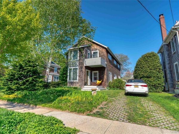 306 6th Street, Greenport, NY 11944