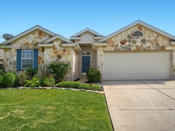 18828 Leigh LN , Pflugerville, TX 78660