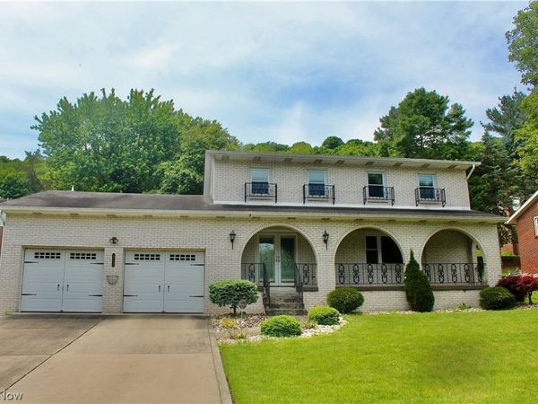 339 Country Club Boulevard, Weirton, WV 26062