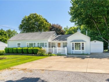4847 Manchester Road, New Franklin, OH 44319
