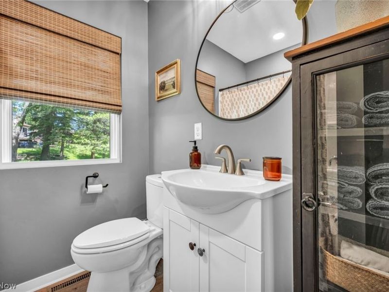 2834 W Wallings Road , Broadview Heights, OH 44147 Photo 18