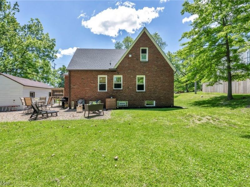 2834 W Wallings Road , Broadview Heights, OH 44147 Photo 36