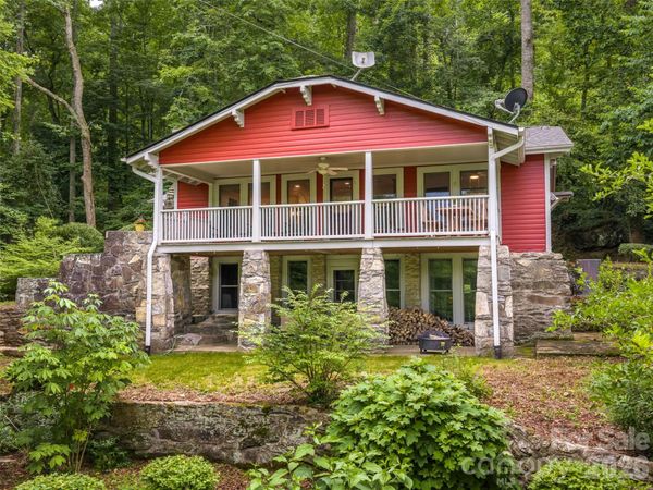 206 Chestnut Hill Road, Gerton, NC 28735