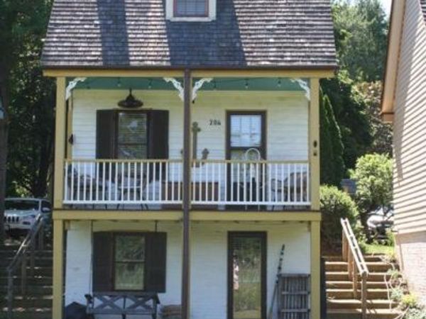 204 CORSICA STREET, CENTREVILLE, MD 21617