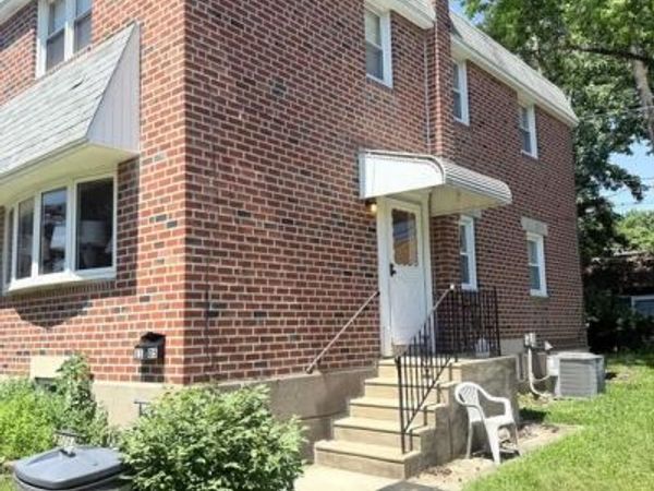 1105 SPRUCE STREET, COLLINGDALE, PA 19023