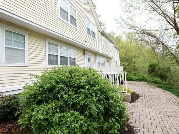 633 Danbury , Unit 22, Ridgefield, CT 06877
