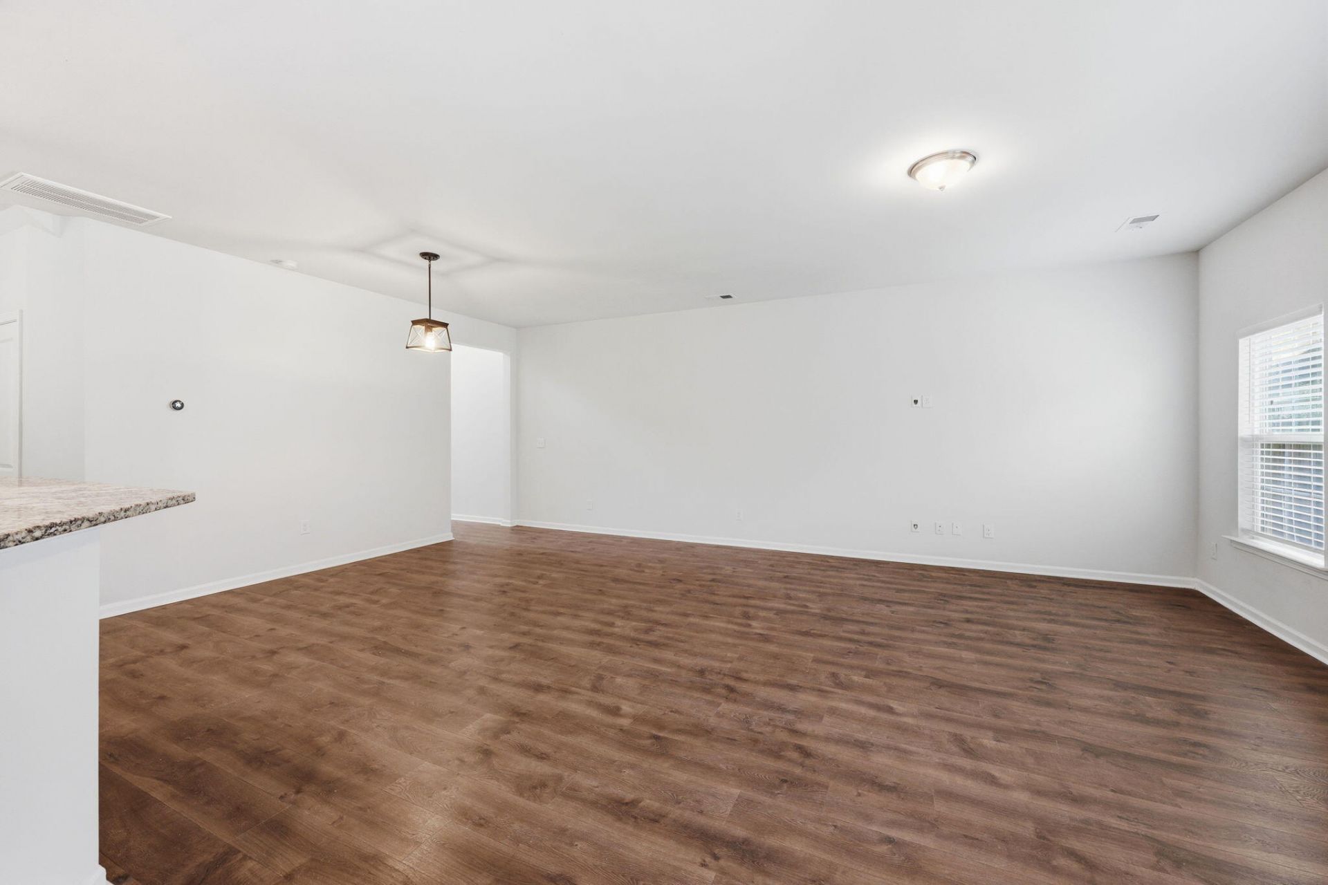 359 Bradley Bend Drive Photo 10