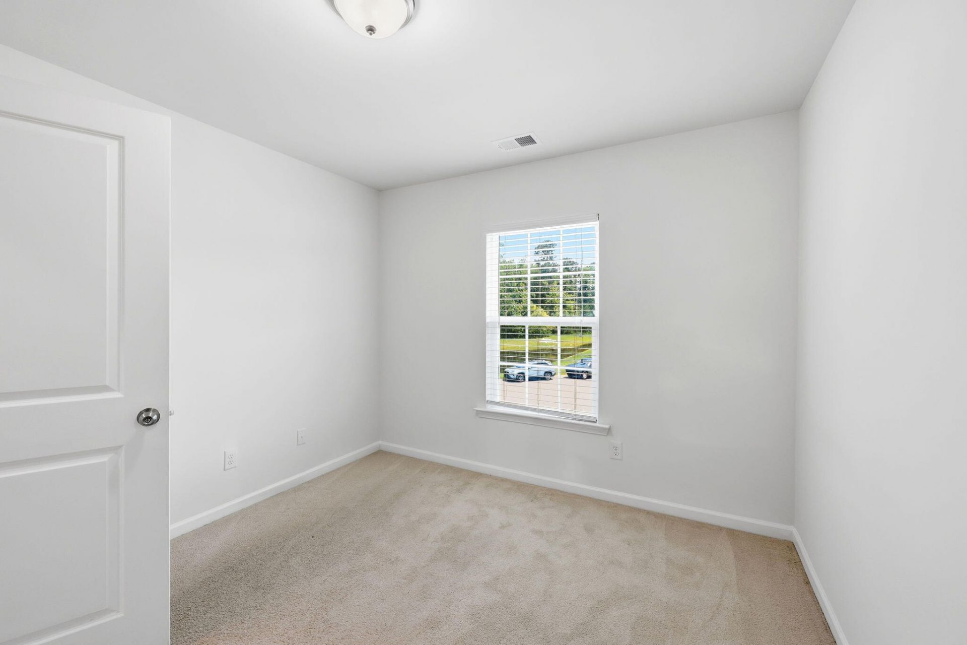 359 Bradley Bend Drive Photo 35