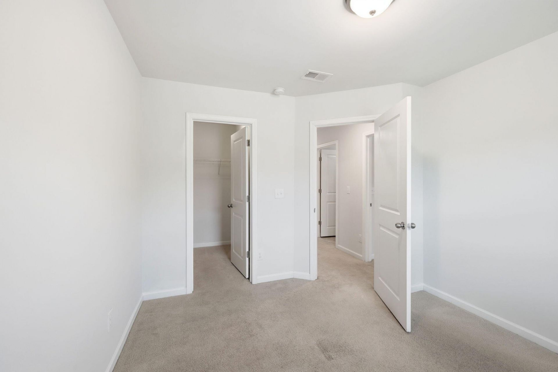 359 Bradley Bend Drive Photo 36
