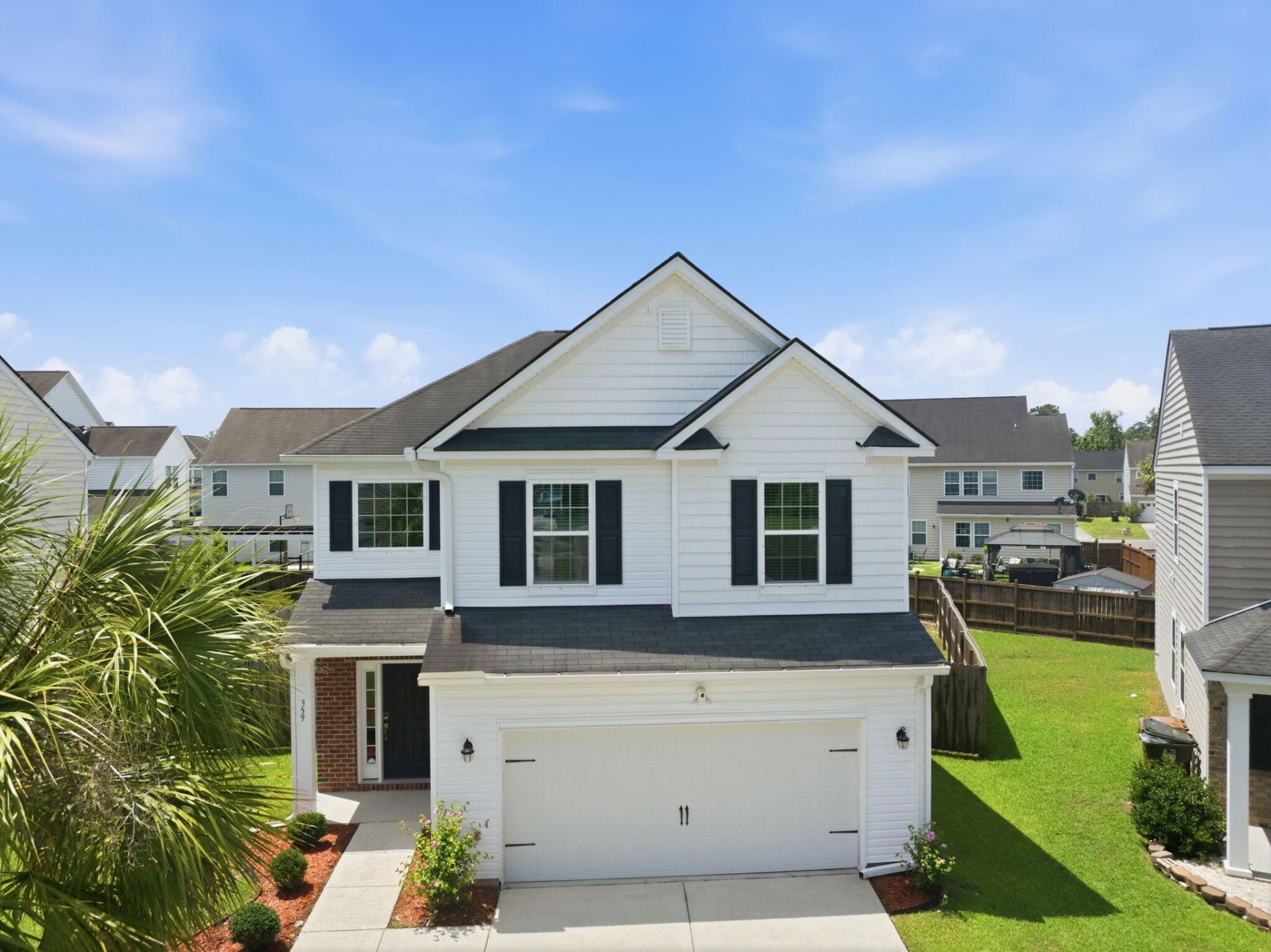 359 Bradley Bend Drive Photo 4