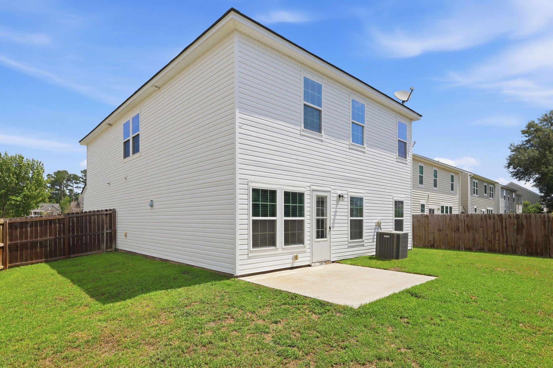 359 Bradley Bend Drive Photo 43
