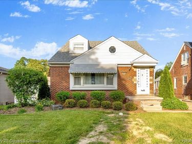 3525 Mayfair Street , Dearborn, MI 48124