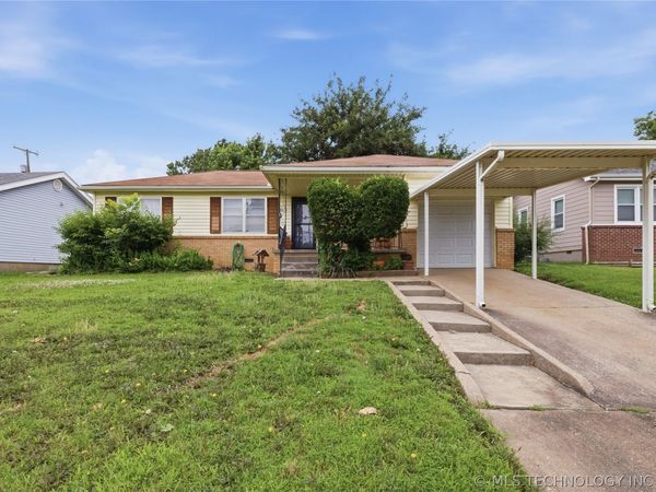 2412 S Hudson Place , Tulsa, OK 74114