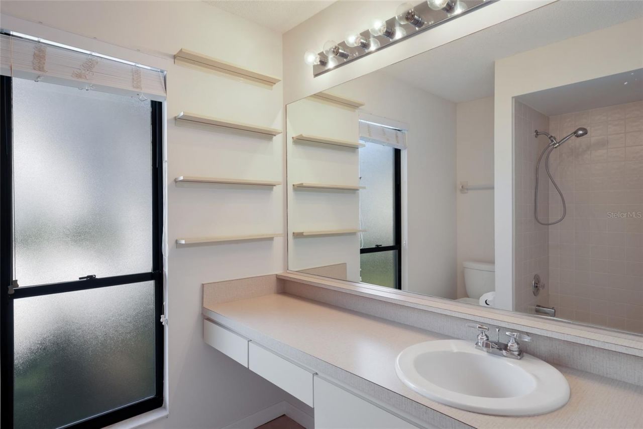 851 Faulkwood Court, Sarasota, FL 34232 Photo