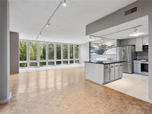 3060 Pharr Court N, Unit 615, Atlanta, GA 30305