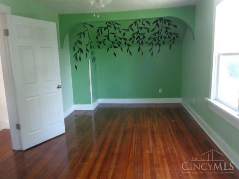 2632 W Riverview Avenue, Dayton, OH 45402 Photo 5