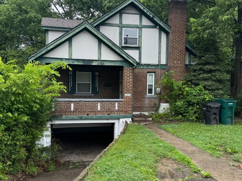 2484 Montana Avenue, Cincinnati, OH 45211 Photo 1