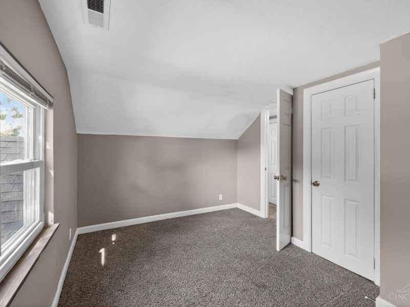 2484 Montana Avenue, Cincinnati, OH 45211 Photo 16