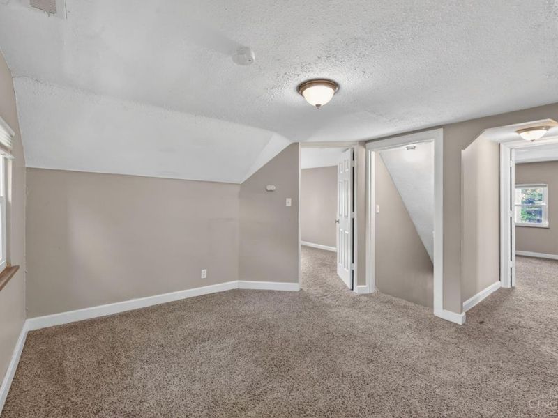 2484 Montana Avenue, Cincinnati, OH 45211 Photo 27