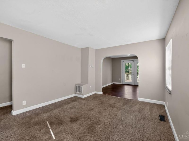 2484 Montana Avenue, Cincinnati, OH 45211 Photo 4