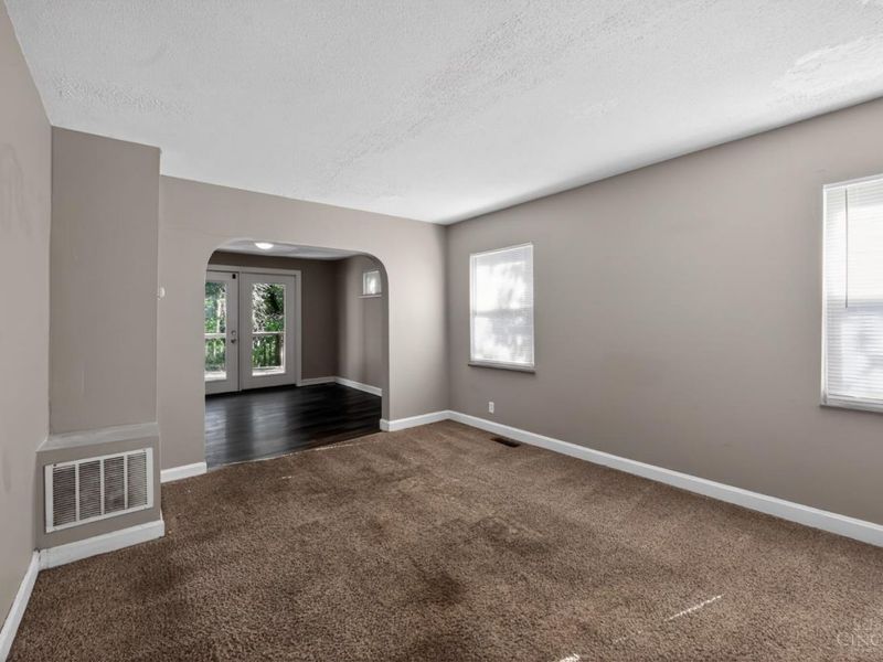 2484 Montana Avenue, Cincinnati, OH 45211 Photo 5