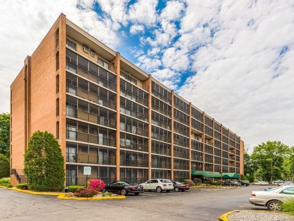 235 Winthrop St, Unit 2205, Medford, MA 02155